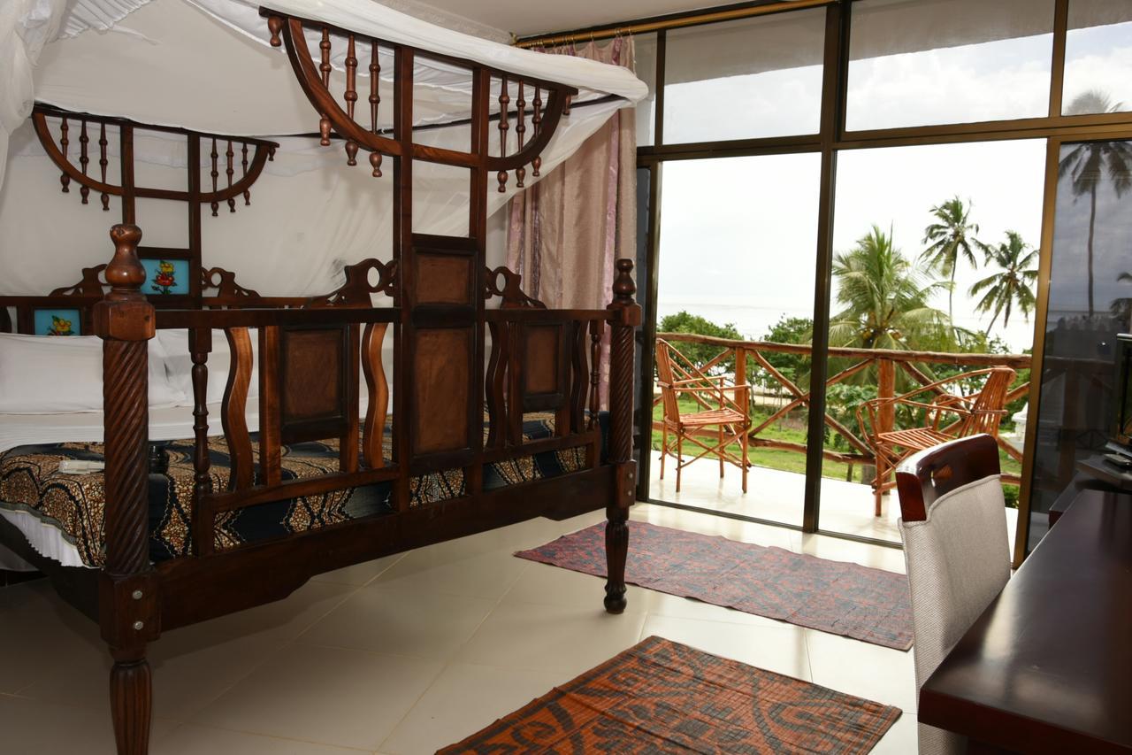Coconut Tree Village Beach Resort Ероа Экстерьер фото